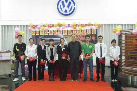 泸洲唐立培父母_泸洲汽车销售员收入