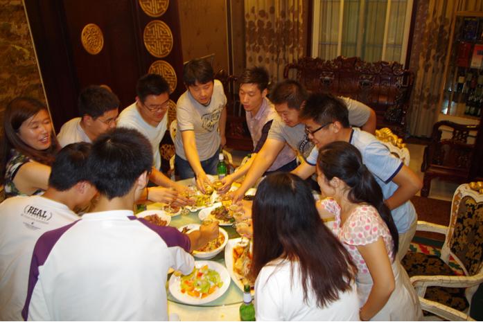 保险公司 保险公司同事聚餐辞