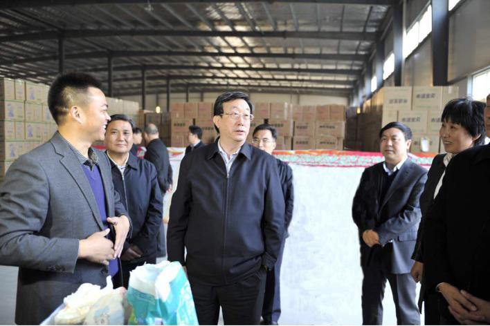 河南省省委书记郭庚茂等一行领导深入我公司工厂一线考察!